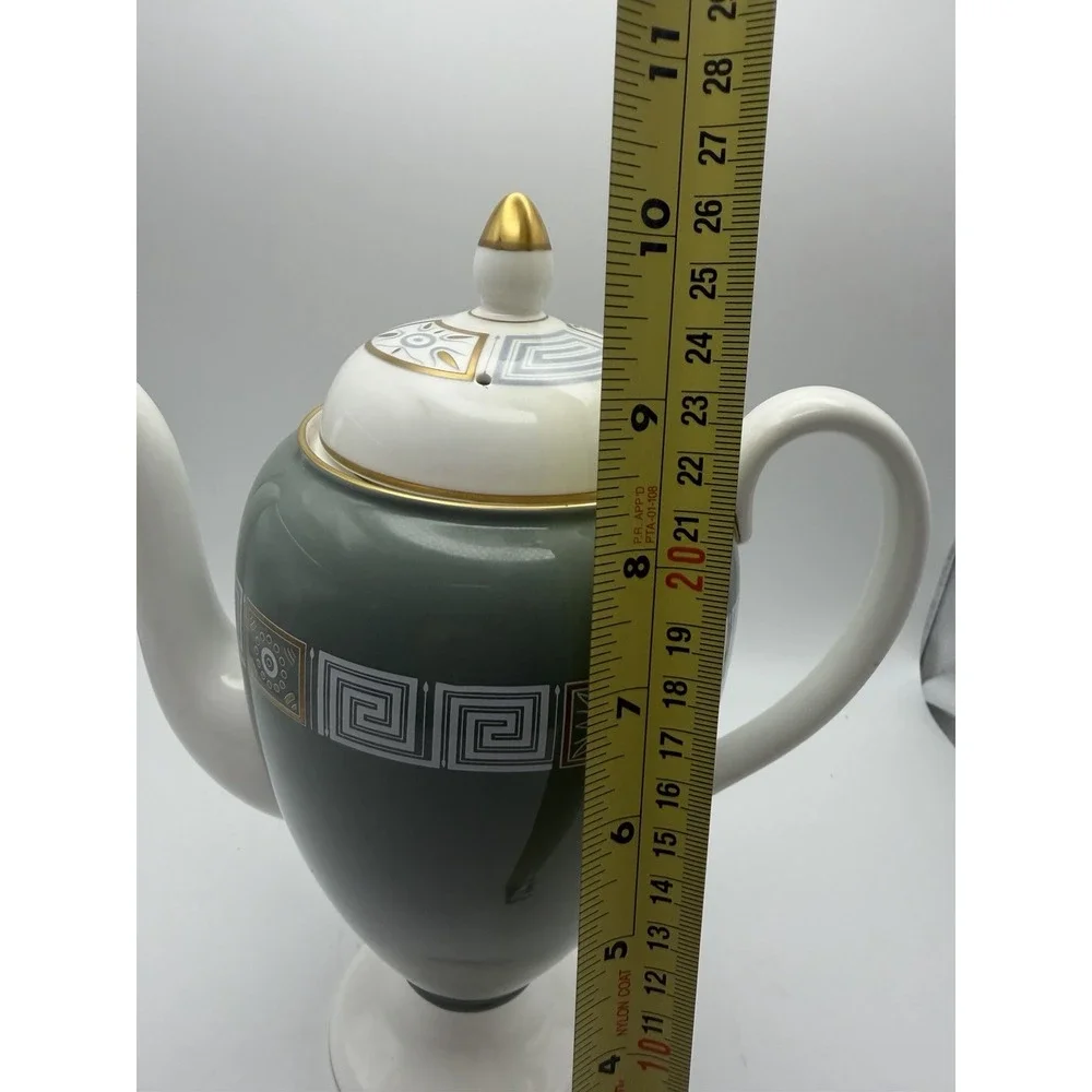 Wedgwood Asia R4310 Bone China Lidded Teapot Sage Green England